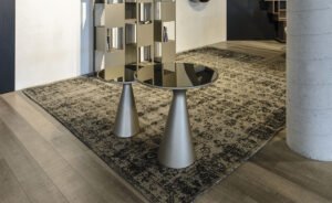 Table basse design haut de gamme Peyote par Cattelan Italia, plateau verre et base polyuréthane, design Piero De Longhi, disponible chez D-Style Interior.