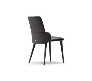 Ginger Chaise design Ginger de Cattelan Italia, élégante et confortable, alliant structure en acier et revêtement raffiné. Disponible chez D-Style Interior.