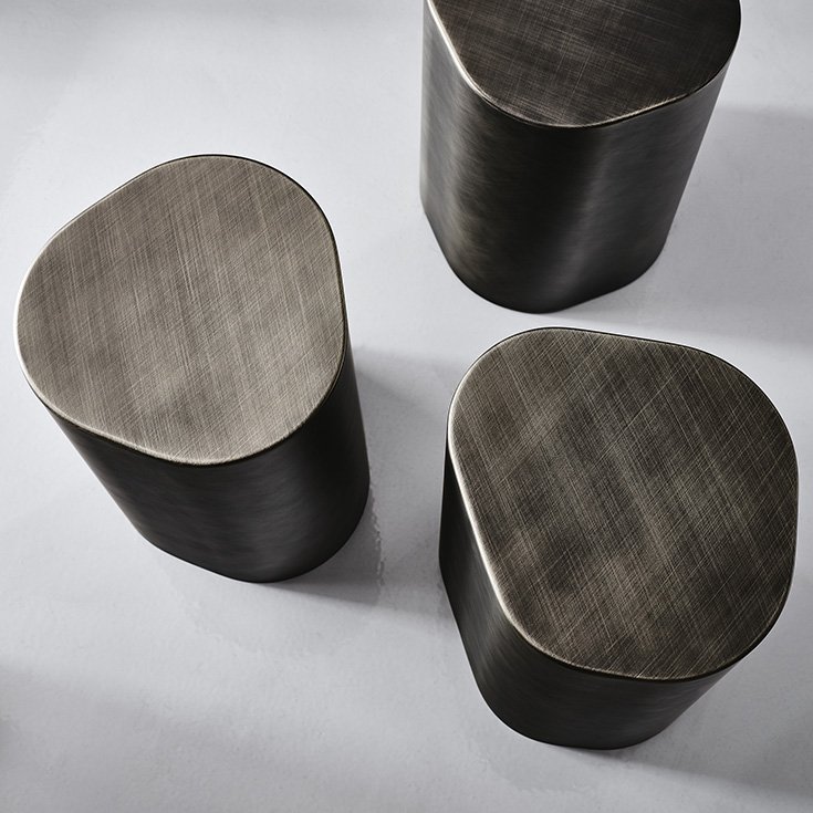 Table basse design haut de gamme Pancho par Cattelan Italia, acier Brushed aux formes minérales, disponible chez D-Style Interior.