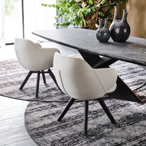 Bombè Chaise design de Cattelan Italia : design enveloppant, pieds bois et assise pivotante au confort raffiné. Disponible chez D-Style Interior.