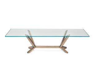 Planer table design haut de gamme aux lignes obliques et base en acier laqué, symbole du savoir-faire italien et d’une élégance intemporelle. Disponible chez D-Style Interior.