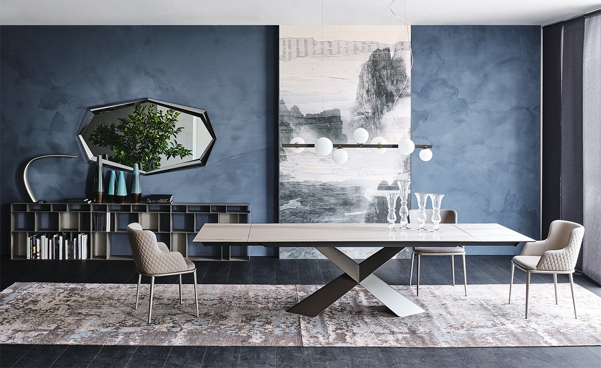 Tyron Keramik Drive table extensible design par Cattelan Italia avec plateau en céramique Marmi et base en acier laqué. Disponible chez D-Style Interior.
