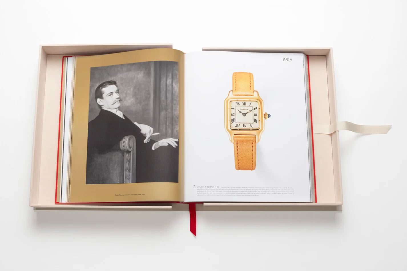 Livre design haut de gamme Cartier: The Impossible Collection par Assouline, édition Ultimate sous écrin soie, disponible chez D-Style Interior.