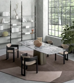 Table à manger design haut de gamme Icon par Arketipo, plateau marbre Moon grey avec pilier central métal, disponible chez D-Style Interior