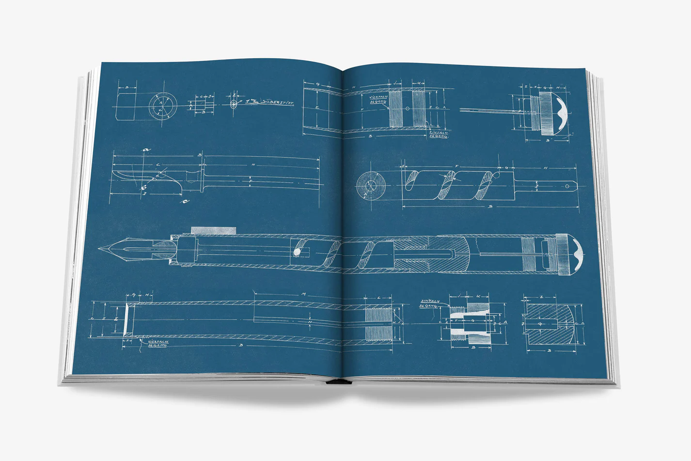 Livre design haut de gamme Montblanc: Inspire Writing par Assouline, édition Legends sous étui luxueux, disponible chez D-Style Interior.