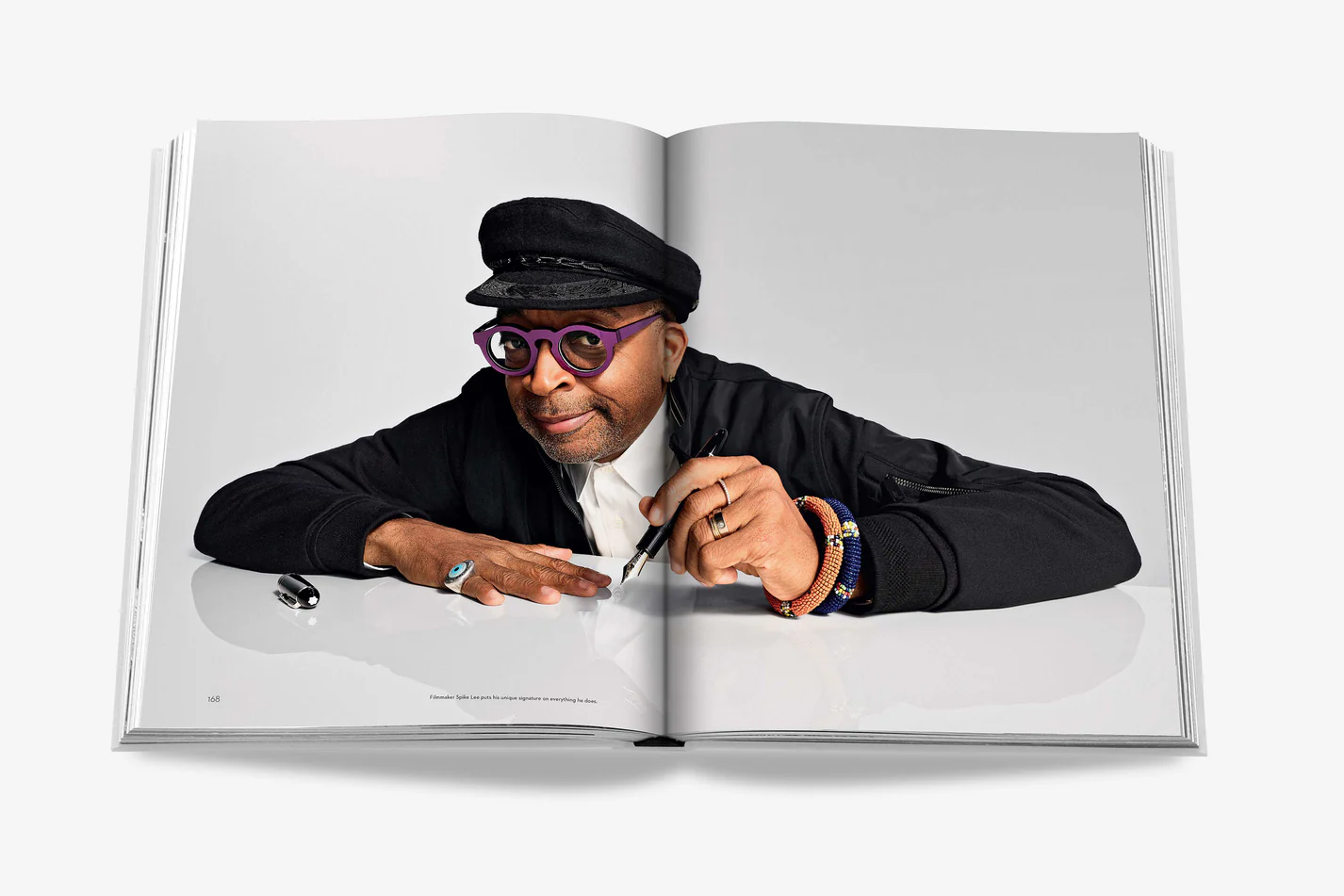 Livre design haut de gamme Montblanc: Inspire Writing par Assouline, édition Legends sous étui luxueux, disponible chez D-Style Interior.