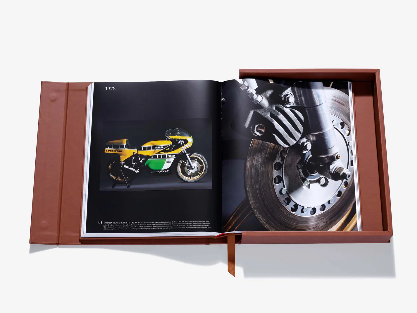 Livre design haut de gamme The Impossible Collection of Motorcycles Assouline, édition Ultimate Collection, disponible chez D-Style Interior.