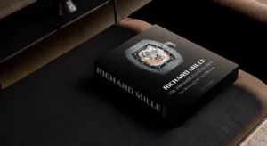 Livre design haut de gamme Richard Mille: The Impossible Collection par Assouline, édition ultime sous écrin, disponible chez D-Style Interior.