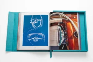 Livre design haut de gamme Riva Aquarama par Assouline, édition Ultimate sous écrin caoutchouc, disponible chez D-Style Interior.