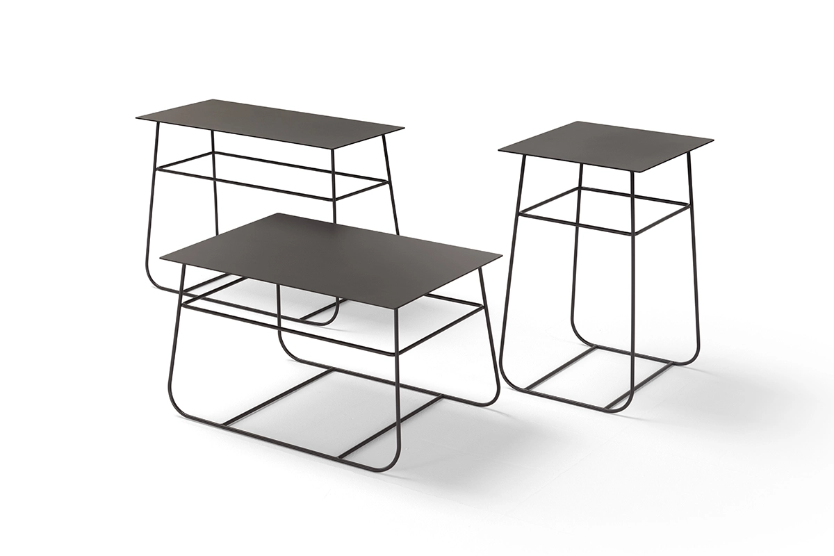 Frame d’Amura Lab – une table basse design au style architectural et épuré, symbole d’élégance italienne. Disponible chez D-Style Interior.