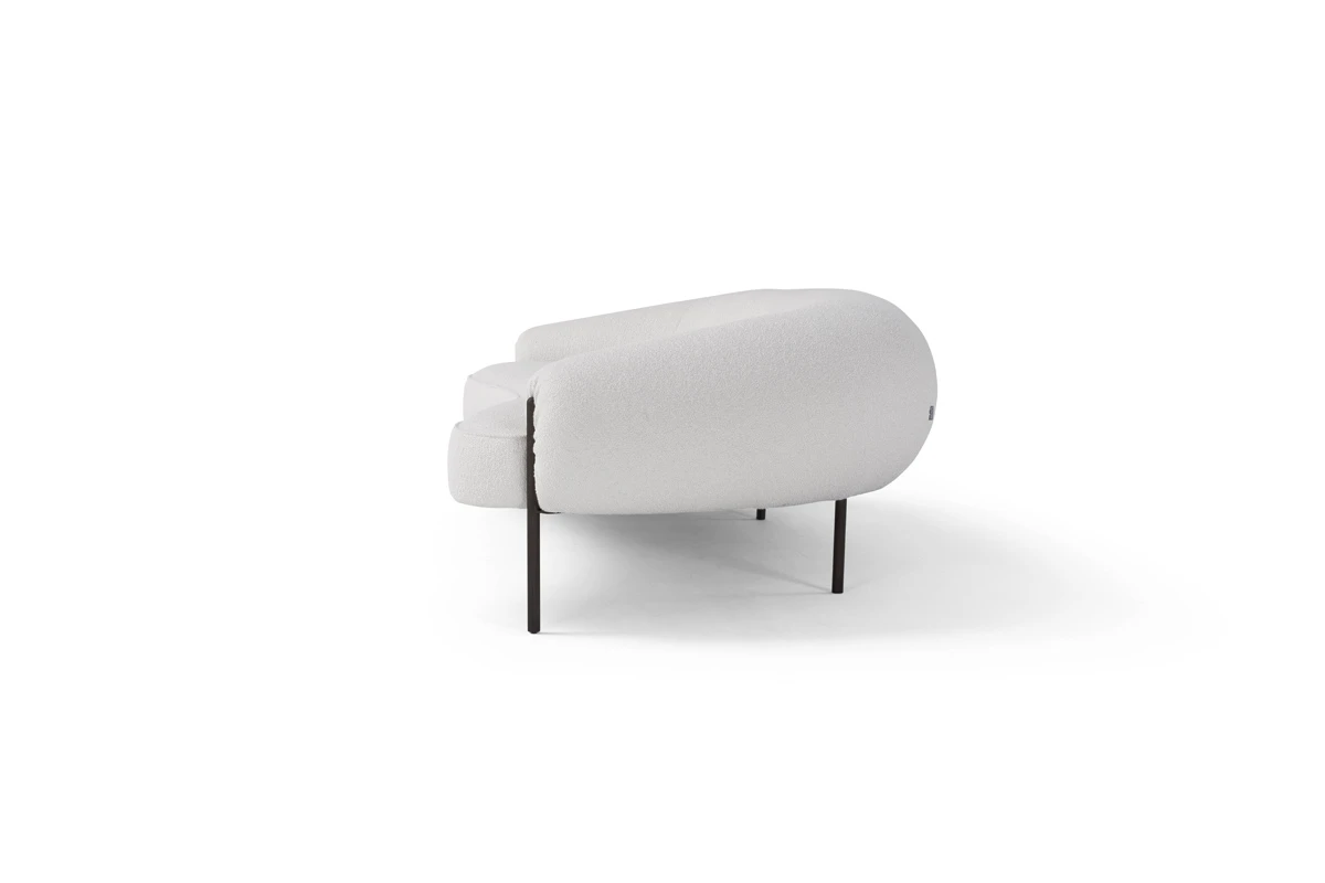 Isola Canapé design haut de gamme signé Amura Lab, Isola associe lignes organiques, confort suprême et esthétisme sculptural pour sublimer tout intérieur. Disponible chez D-Style Interior.