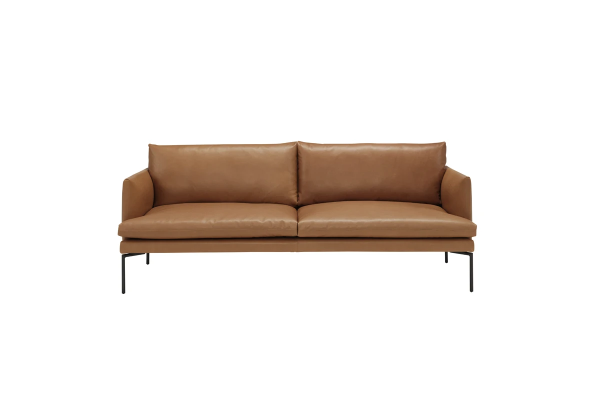 Mavis Canapé design haut de gamme signé Amura Lab, alliant lignes nettes, confort enveloppant et structure métallique élégante. Disponible chez D-Style Interior.