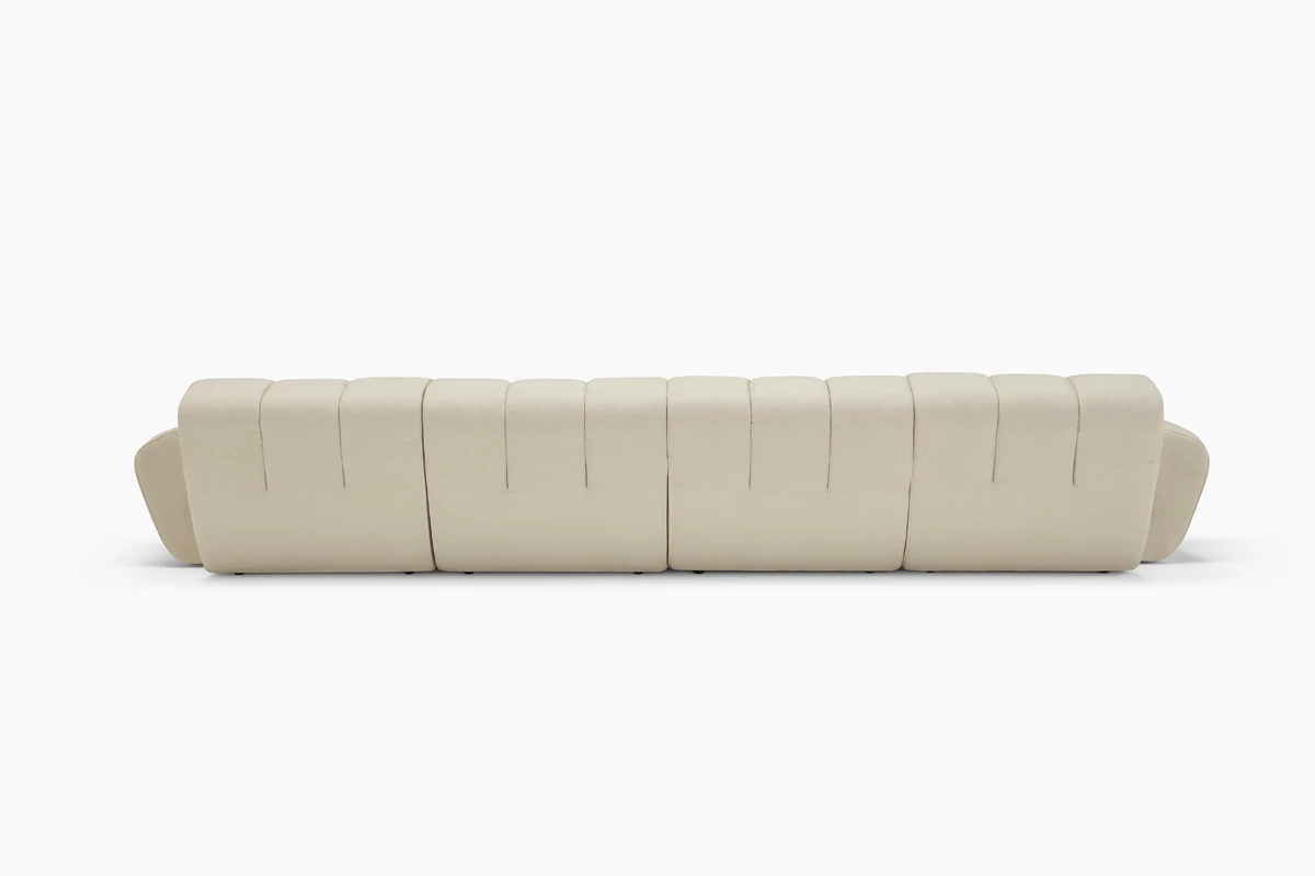 Palmo canapé d’Amura Lab, signé Emanuel Gargano, associe modularité, confort et élégance italienne pour une expérience d’accueil unique. Disponible chez D-Style Interior.
