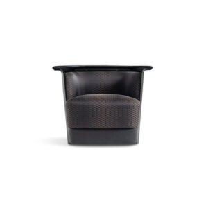 Bayton Fauteuil design haut de gamme Bentley Home en cuir ou tissu, structure en bois plaqué, lignes fines et design contemporain signé Carlo Colombo, disponible chez D-Style Interior.