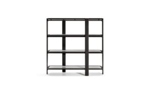 Bibliothèque design haut de gamme DUO par Poltrona Frau, structure frêne massif avec étagères modulables et finitions bronze fumé, disponible chez D-Style Interior