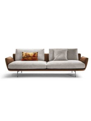 Canapé design haut de gamme Get Back par Poltrona Frau, système modulaire avec structure aluminium et coussins plumes, disponible chez D-Style Interior