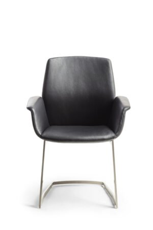 Downtown Conference | Chaise Cantilever Poltrona Frau, design contemporain et ergonomique par Jean-Marie Massaud, revêtement cuir Pelle Frau®. Disponible chez D-Style Interior.