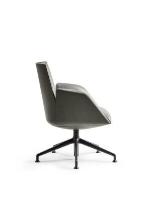 Cercle | Chaise de bureau haut de gamme Visitor Poltrona Frau, design ergonomique par Lievore - Altherr - Park, coque en polyuréthane et cuir Pelle Frau®. Disponible chez D-Style Interior.