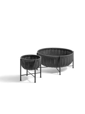 Cestlavie Outdoor Panier, table basse design haut de gamme Poltrona Frau, aluminium et corde tressée, élégante et résistante, disponible chez D-Style Interior.