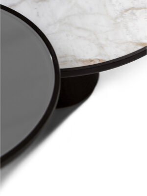 DUO | Table basse design haut de gamme Poltrona Frau, frêne massif sculpté à la main et plateau en marbre ou verre laqué, disponible chez D-Style Interior
