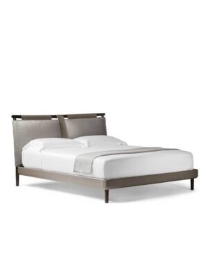 Times Lit design haut de gamme par Poltrona Frau avec tête de lit en frêne et bandes verticales en cuir Pelle Frau®, coussin personnalisable, design haut de gamme italien chez D-Style Interior