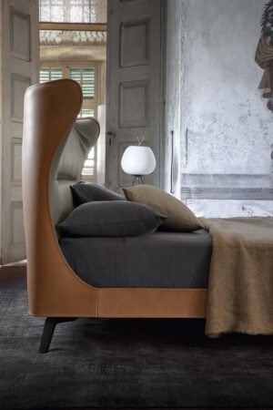 Volare Due Lit design haut de gamme par Poltrona Frau en cuir Pelle Frau® et bois massif, design italien, disponible chez D-Style Interior
