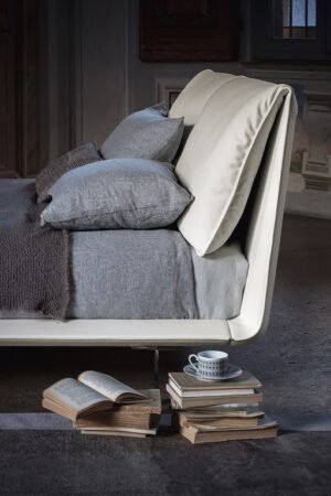 John-John Lit design haut de gamme en cuir Pelle Frau® par Poltrona Frau, design contemporain, disponible chez D-Style Interior