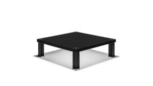 Kyoto | Table basse design haut de gamme Poltrona Frau, plateau frêne massif avec inserts noyer Canaletto, pieds X amovibles, finition laquée noire ou naturelle, disponible chez D-Style Interior