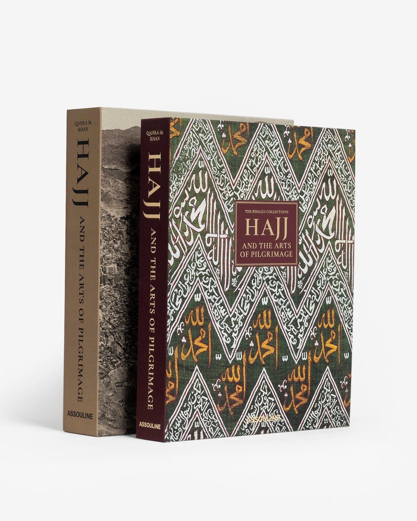 Livre design haut de gamme Hajj and the Arts of Pilgrimage par Assouline, édition Legends sous étui luxueux, disponible chez D-Style Interior.