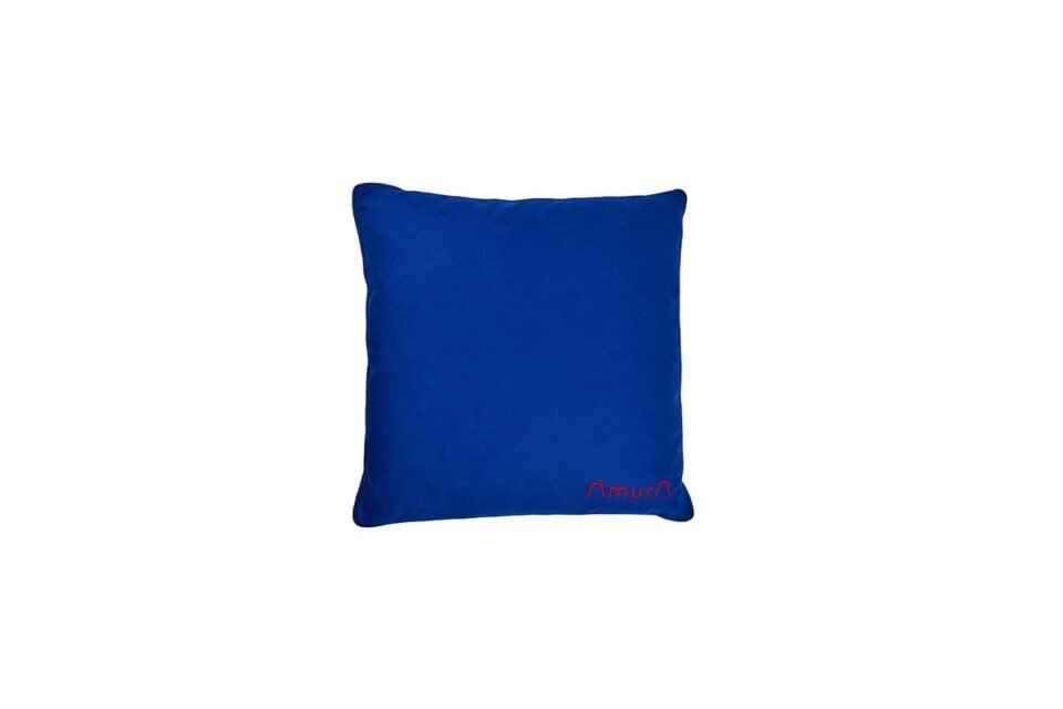 Moon Petals Coussins décoratifs en tissus et cuirs luxueux, inspirés des fleurs nocturnes pour un confort poétique et raffiné. Disponible chez D-Style Interior.