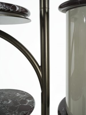 Bibliothèque Vivienne par Vittoria Frigerio — design italien raffiné et élégance intemporelle pour des intérieurs d’exception. Disponible chez D-Style Interior.