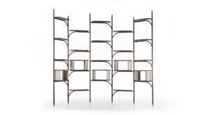 Vivienne de Vittoria Frigerio, une bibliothèque design d’exception alliant élégance italienne, lignes pures et finitions haut de gamme. Disponible chez D-Style Interior.