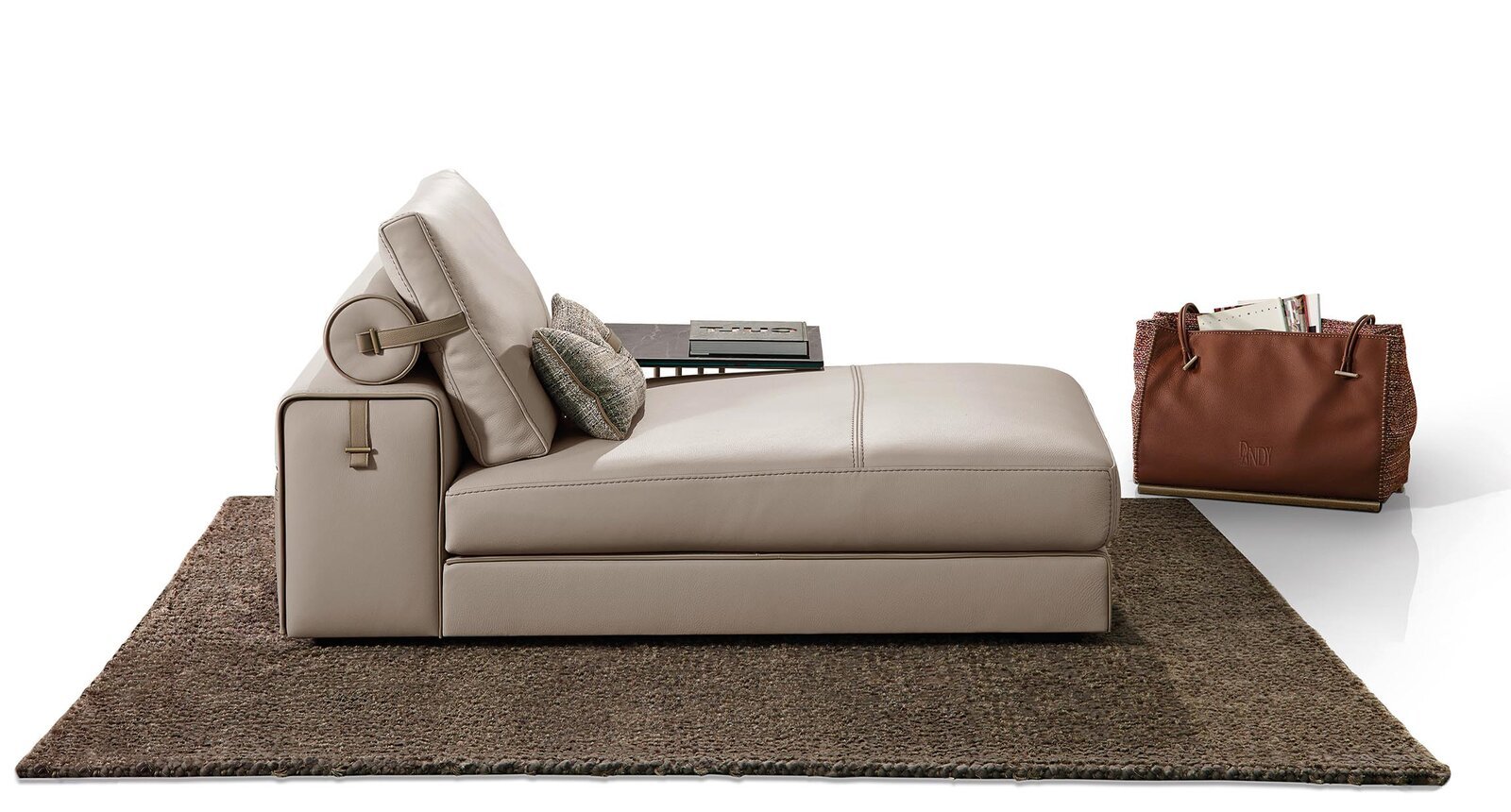 Gregory canapé design haut de gamme par Gamma Arredamenti. Style contemporain, détails raffinés et confort exceptionnel. Disponible chez D-Style Interior.