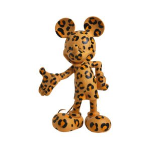 Mickey Welcome Léopard Small, Sculpture design haut de gamme audacieuse et moderne. Disponible chez D-Style Interior.