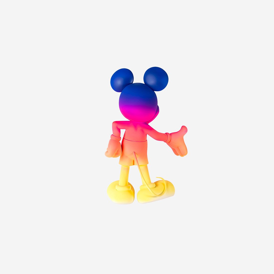 Mickey Welcome Sunset Small, sculpture design Leblon Delienne 30 cm, teintes coucher de soleil. Disponible chez D-Style Interior.