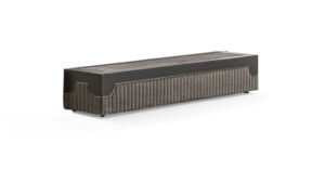 Capua Banc de Vittoria Frigerio, banc haut de gamme avec matelassage vertical et détails en cuir. Élégance contemporaine. Disponible chez D-Style Interior.