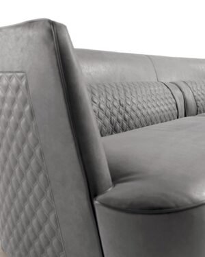 Greppi canapé design haut de gamme par Vittoria Frigerio, un canapé modulaire élégant et raffiné aux détails matelassés distinctifs. Disponible chez D-Style Interior.