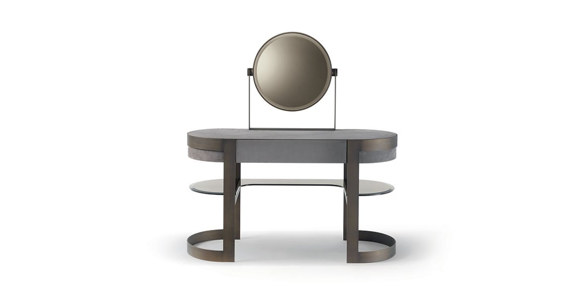 Biffi bureau de beauté de Vittoria Frigerio, un meuble design haut de gamme aux lignes élégantes et finitions raffinées. Disponible chez D-Style Interior.