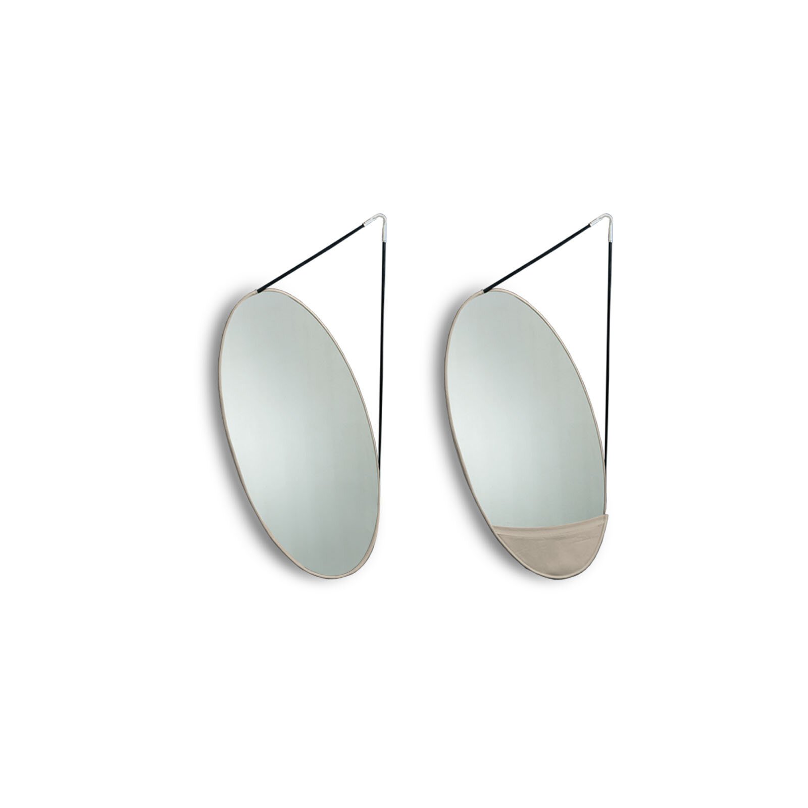 Découvrez le miroir mural Ellipse de Gamma Arredamenti, un design moderne avec détail en cuir, alliant raffinement et fonctionnalité. Disponible chez D-Style Interior.