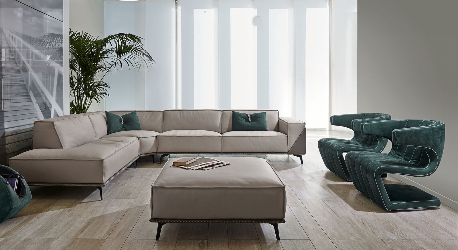 Dean fauteuil design haut de gamme par Gamma Arredamenti au style contemporain et au confort exceptionnel. Disponible chez D-Style Interior.