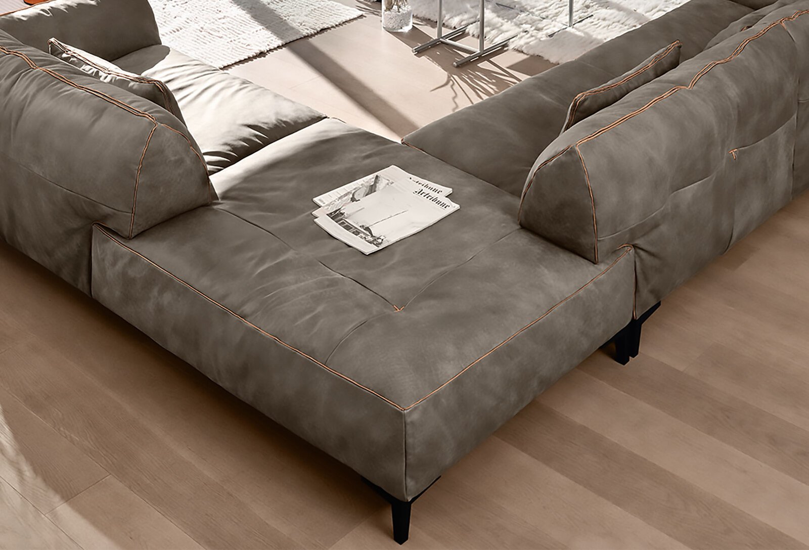 Kong canapé design haut de gamme par Gamma Arredamenti, alliance parfaite entre confort, élégance et design italien. Disponible chez D-Style Interior.