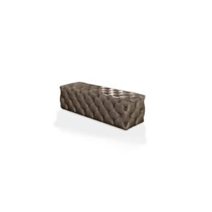 Aston de Gamma Arredamenti, un banc design raffiné aux finitions artisanales, idéal pour compléter votre intérieur. Disponible chez D-Style Interior.