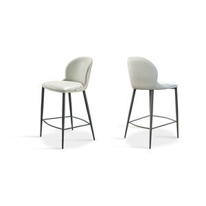 Medea CHRST, un tabouret design en cuir signé Gamma Arredamenti. Élégant, confortable et raffiné, disponible chez D-Style Interior.